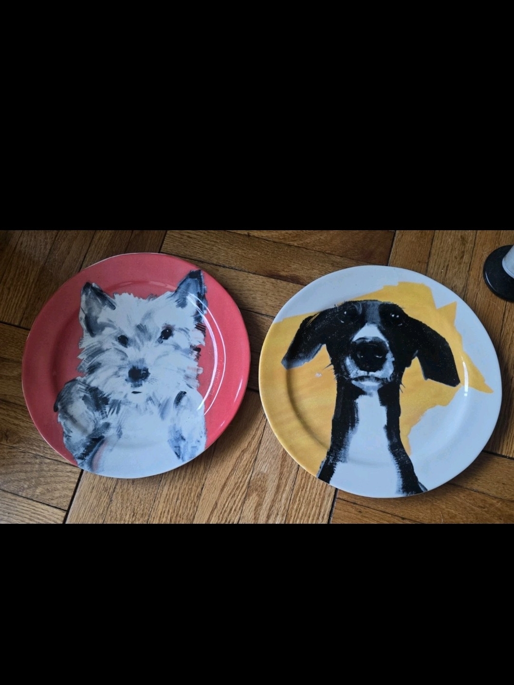 2 Sally Muir Anthropologie Dog A Day Stoneware 8 1/2” Dessert Plates